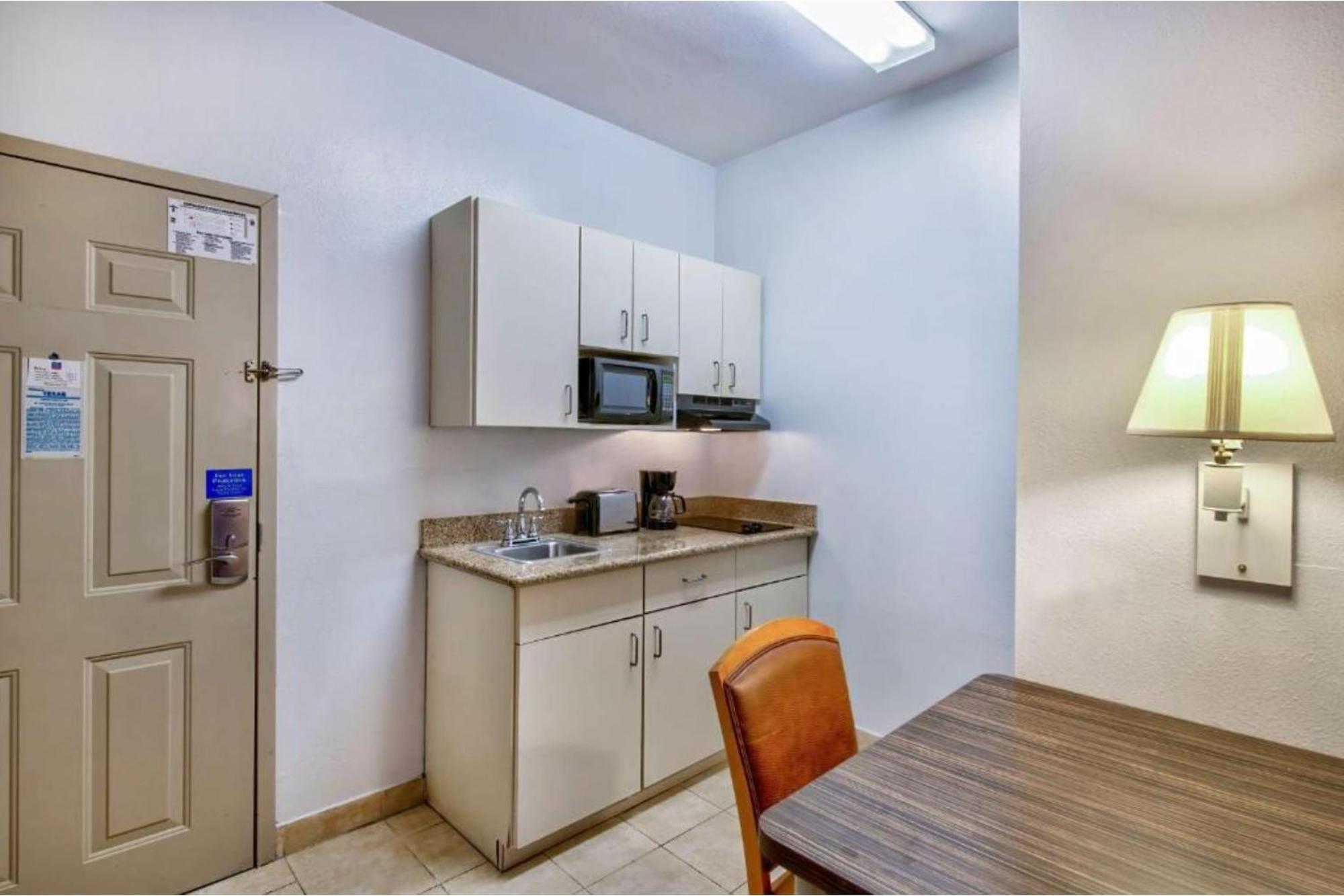 Hotel Oyo Townhouse Medical Center Area