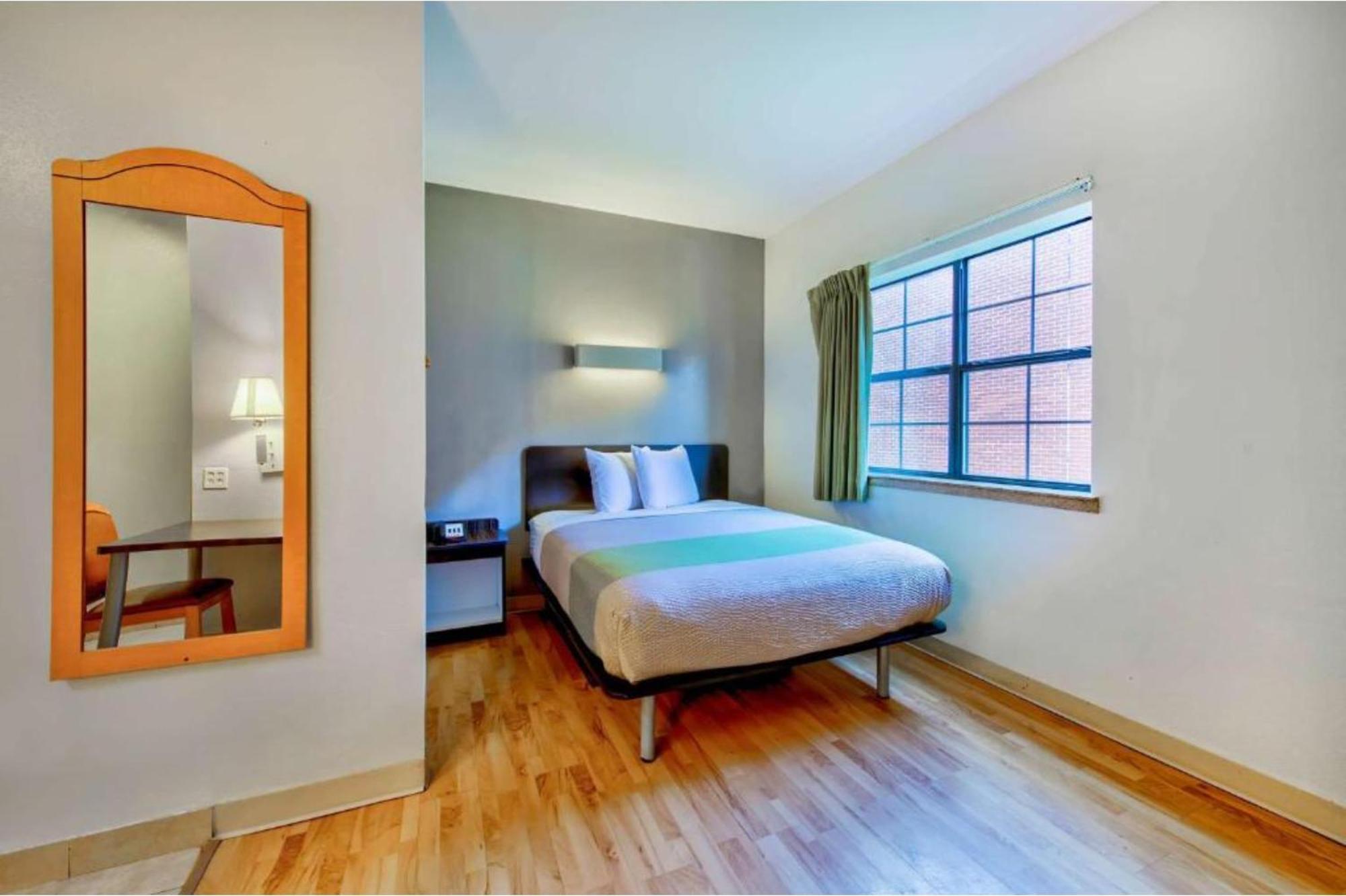 Oyo Townhouse Medical Center Area Hotel Beaumont